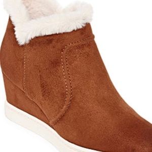 Fur lined wedge Booties